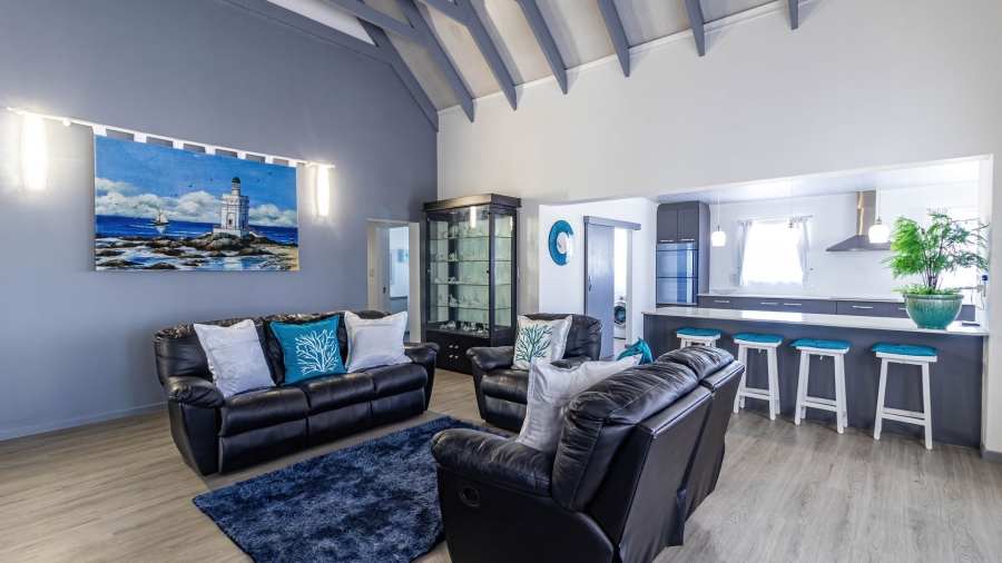 3 Bedroom Property for Sale in Lampiesbaai Western Cape